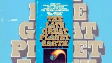 ملخص كتاب كوكب الأرض الراحل الرائع - هال ليندسي | نبوءات نهاية العالم